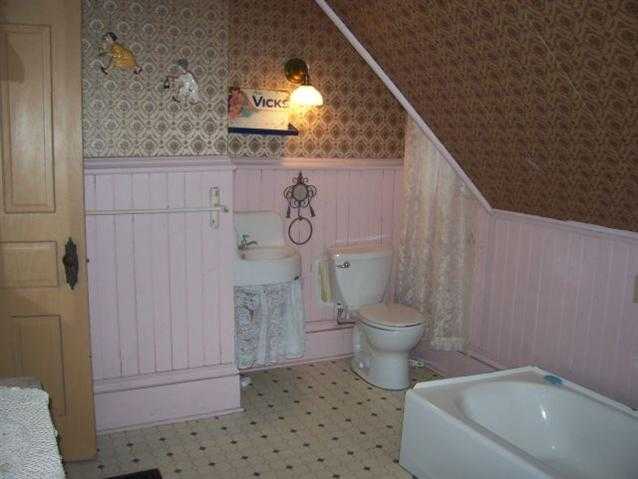 1017 E Mission Ave - Photo 10