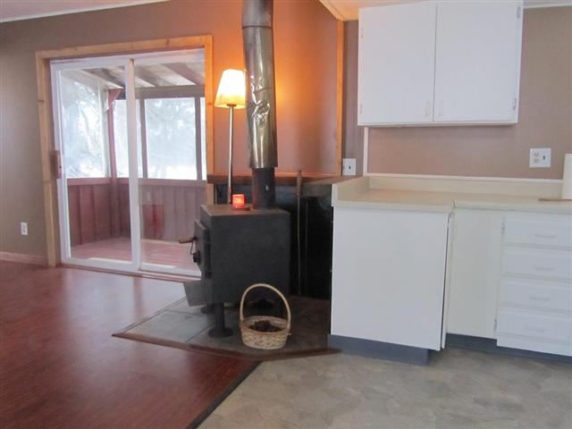 22126 W Hill Ln - Photo 2