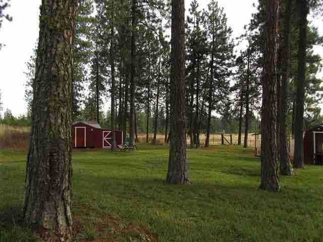 22126 W Hill Ln - Photo 16