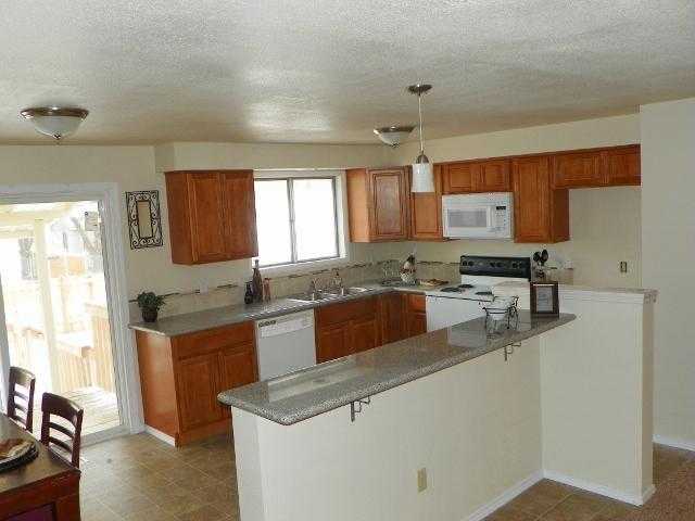 1123 E Heroy Ave - Photo 7