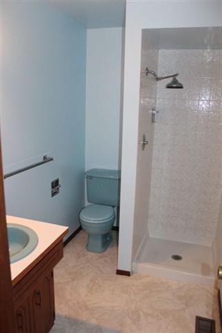 1205 E Winchester Ave - Photo 9
