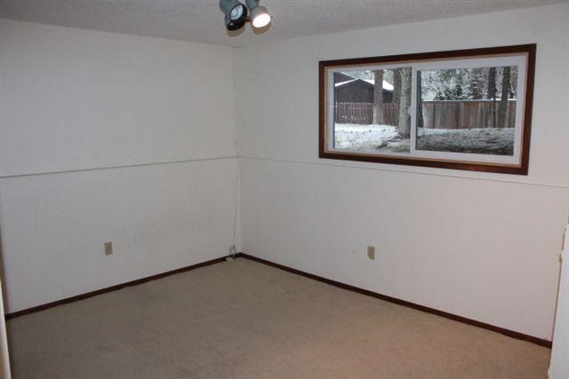 1205 E Winchester Ave - Photo 10