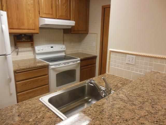 6108 E 6th Ave - Photo 1