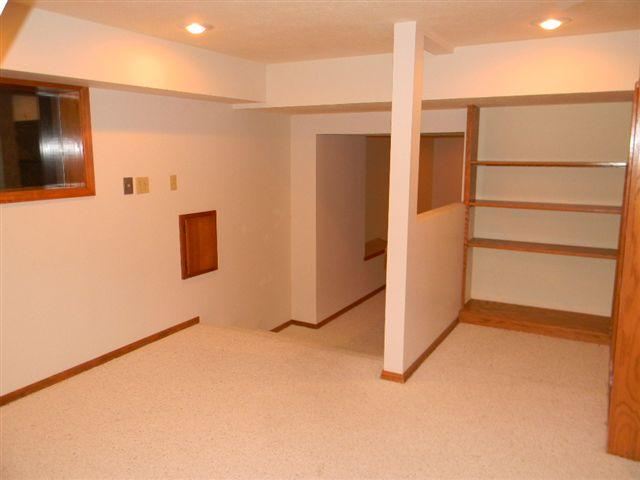 8016 E Woodview Dr - Photo 4