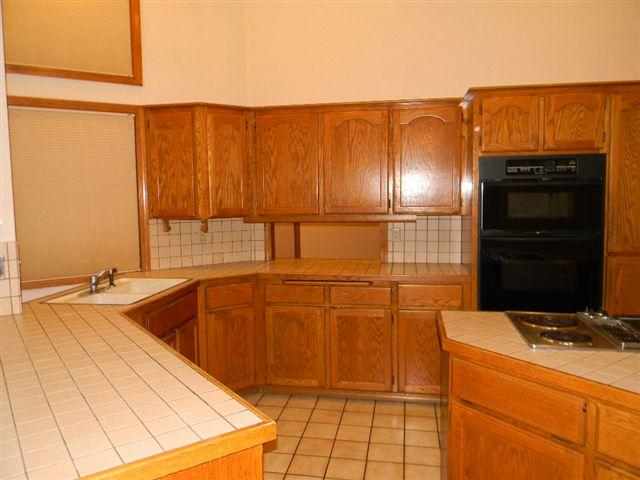 8016 E Woodview Dr - Photo 7