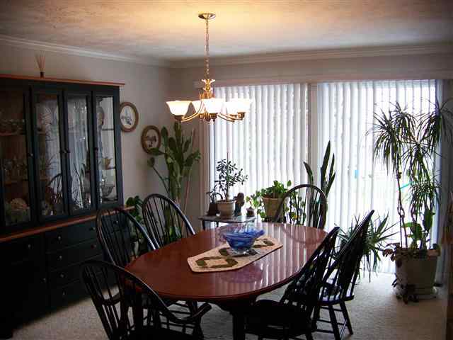 2730 E 11th - Photo 4