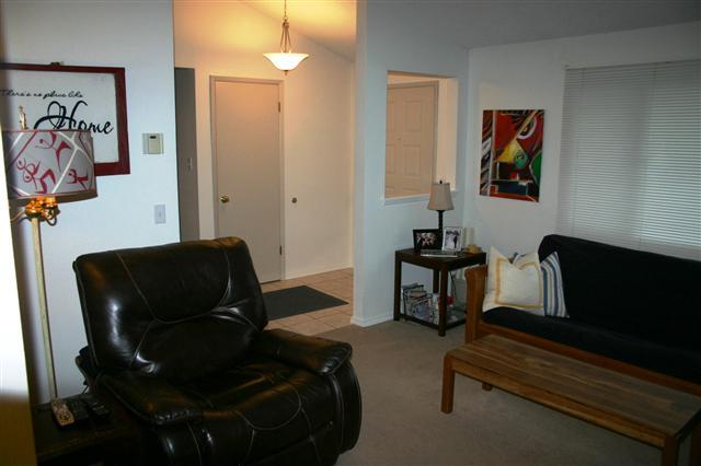 4231 E Jackson Ave - Photo 4