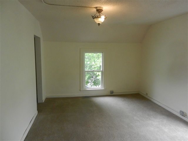 246 N Elm St - Photo 7