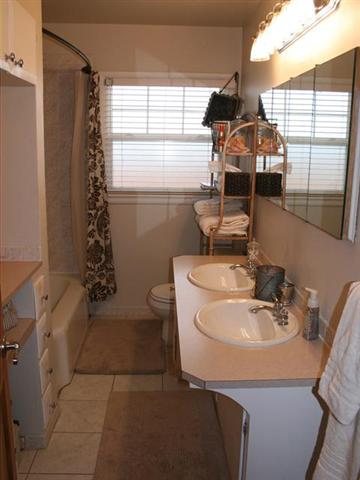 217 W 32nd - Photo 7