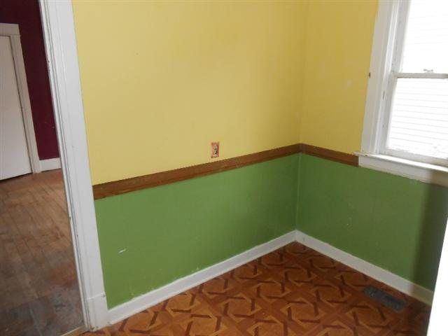 2624 W Broadway Ave - Photo 5