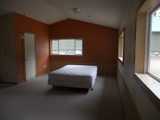 10715 S Silver Lake Rd - Photo 9