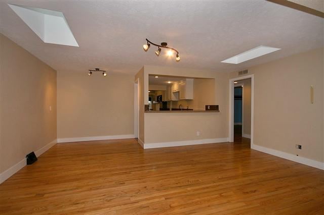 8910 E South Riverway Ave - Photo 6