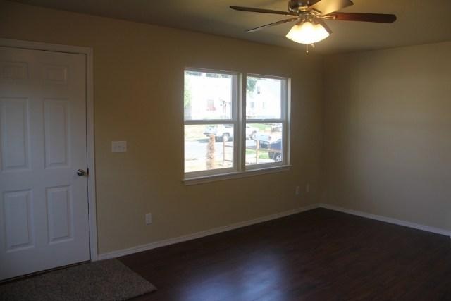2214 E Heroy - Photo 4