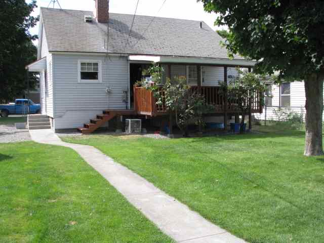 1911 E SHARP - Photo 4