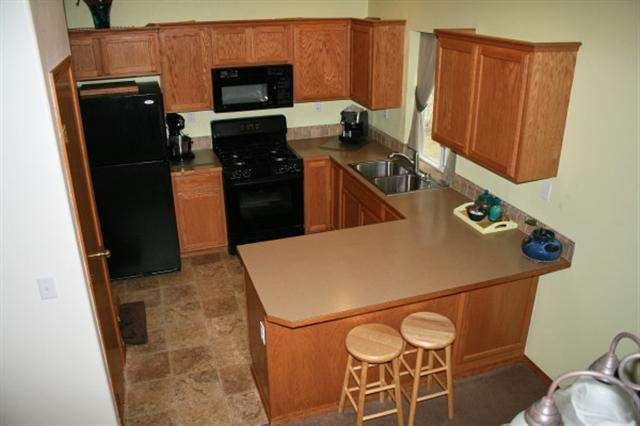 6255 Dayton Ct - Photo 3
