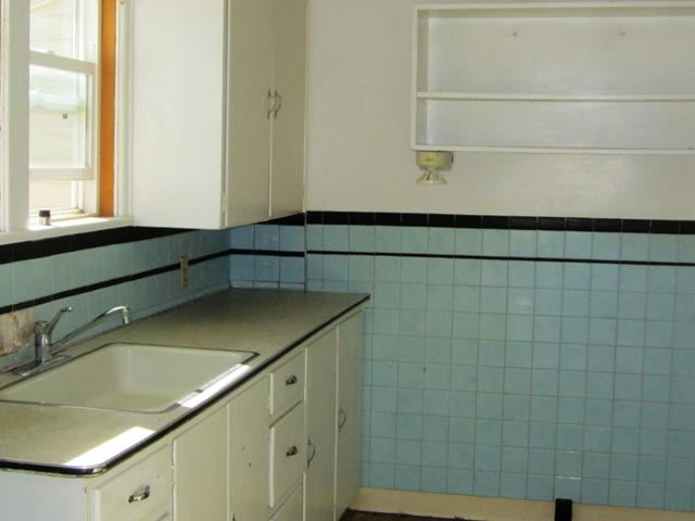 12812 E 4th Ave - Photo 6
