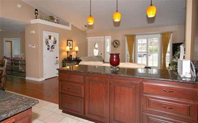 4518 E Bixel Ct - Photo 3