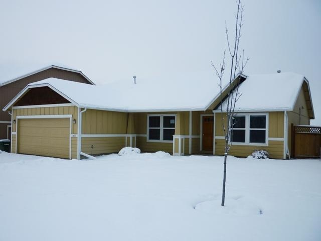 8407 N Palm Pl - Photo 1