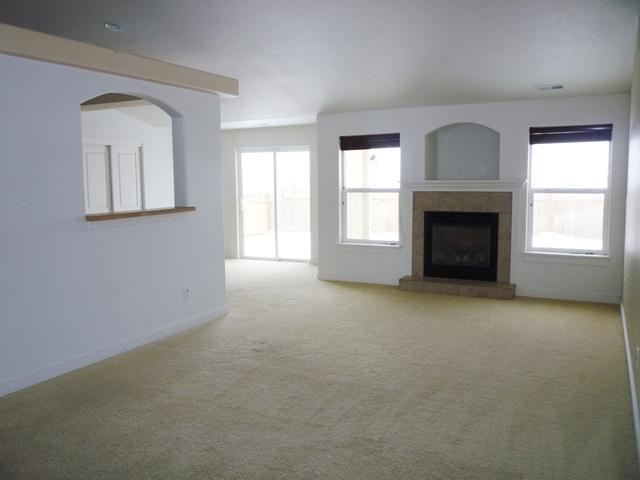 8407 N Palm Pl - Photo 2