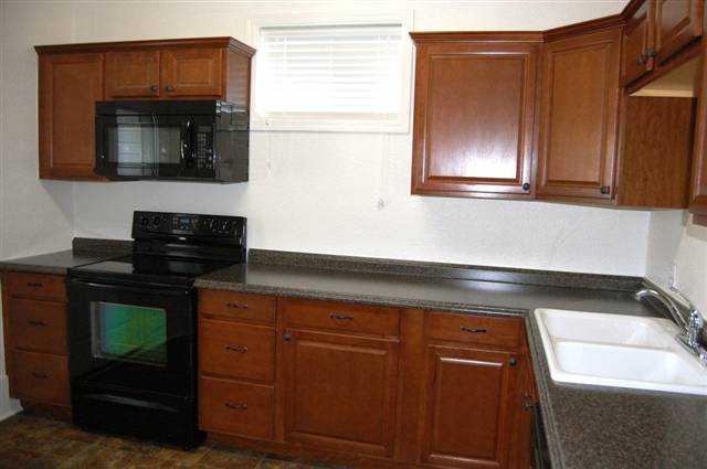 1421 W Augusta Ave - Photo 3