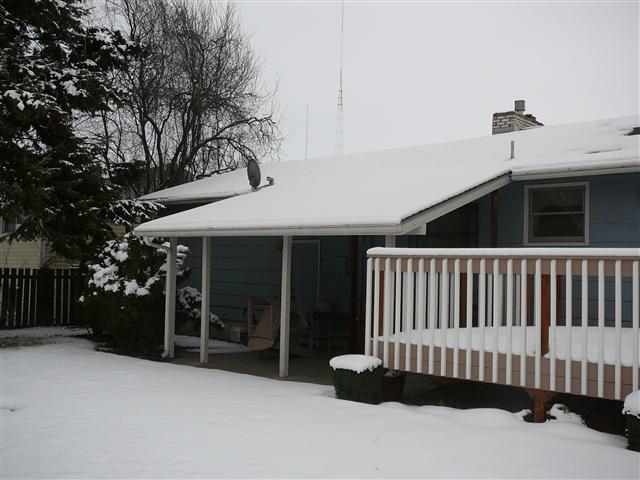 2211 E 49th Ave - Photo 18