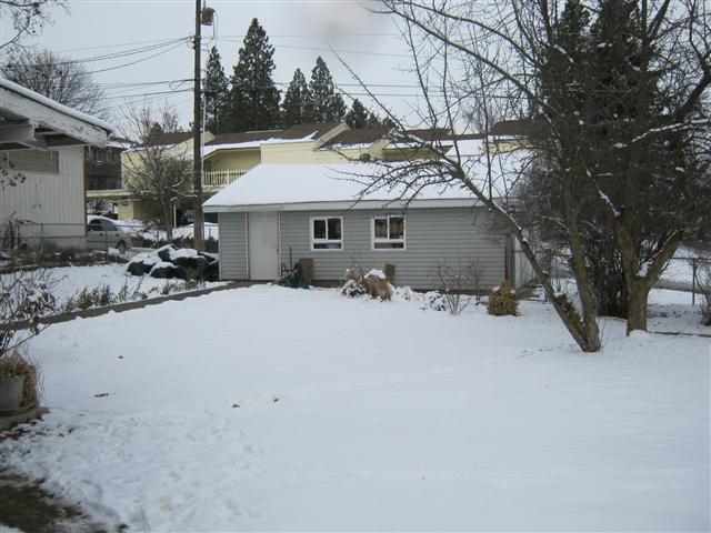 2657 E 33rd Ave - Photo 8