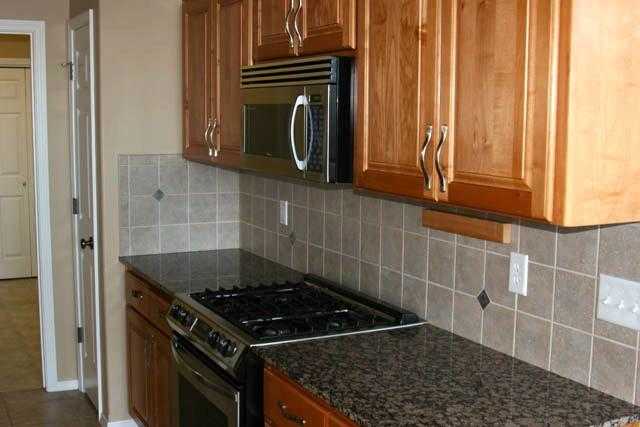 1406 N River Ridge - Photo 9