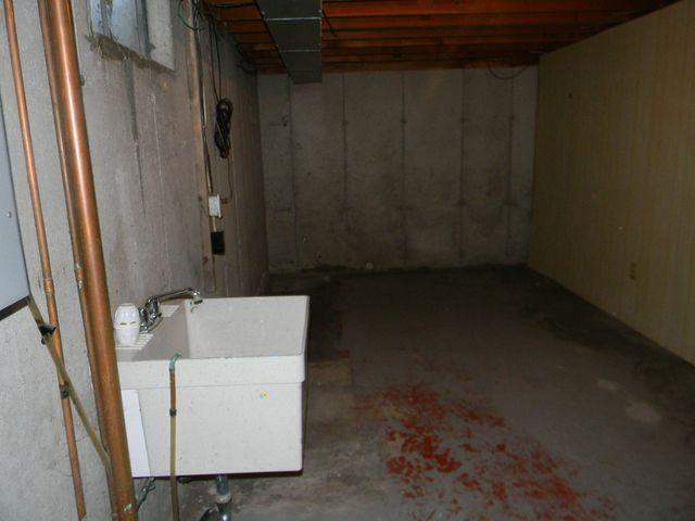909 E Brentwood Dr - Photo 15
