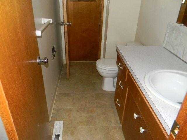 909 E Brentwood Dr - Photo 9