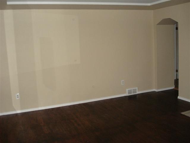 10501 E 16TH Ave - Photo 3