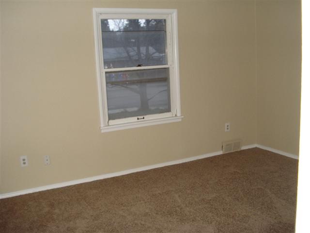 10501 E 16TH Ave - Photo 8