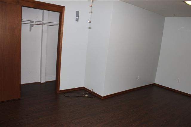 932 E 36th Ave - Photo 12