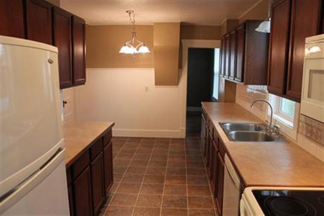 932 E 36th Ave - Photo 6