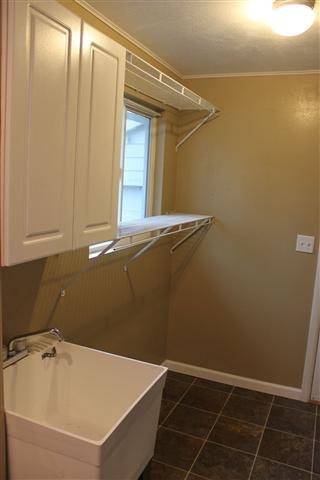 932 E 36th Ave - Photo 10
