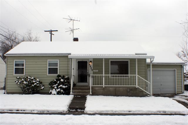 4829 W Princeton - Photo 3