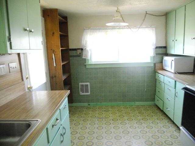 705 W Robert Ave - Photo 11