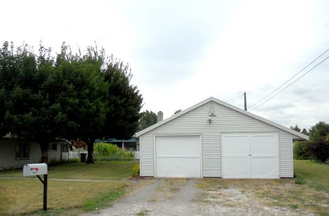 705 W Robert Ave - Photo 3