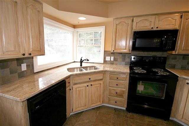 1507 E 11th Ave - Photo 8