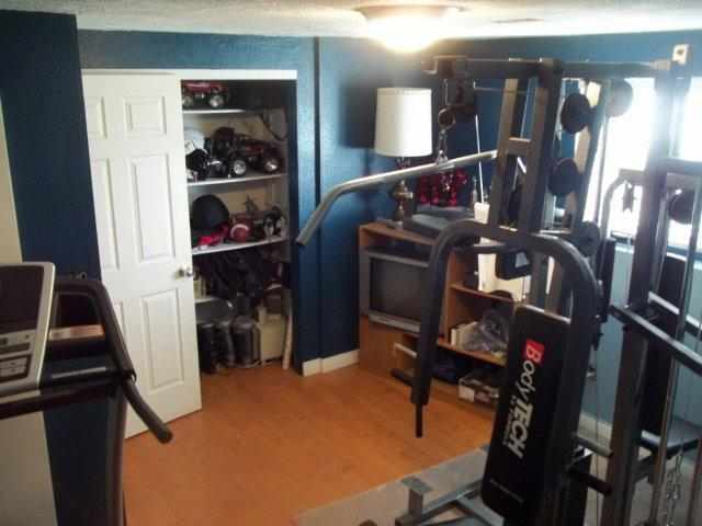 6521 N Catherine St - Photo 14