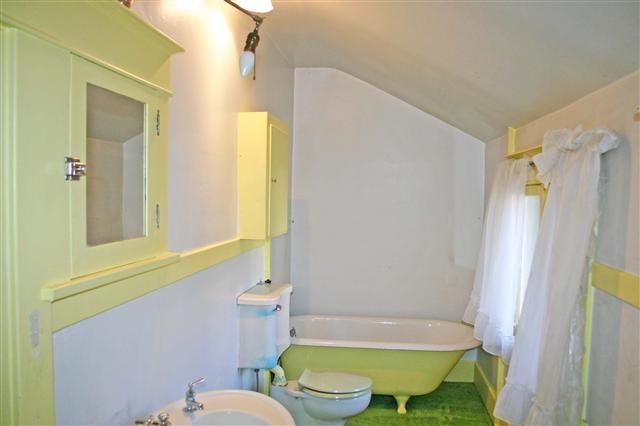 1122 S Browne St - Photo 16