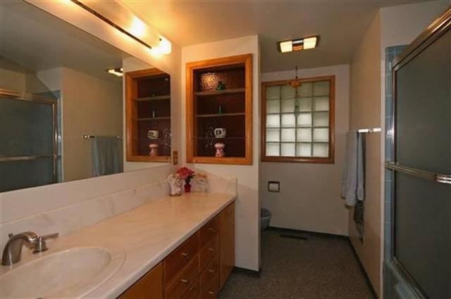 4127 N Elm St - Photo 7