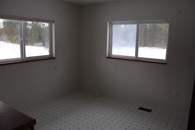 25 W Denison Chattaroy Rd - Photo 14