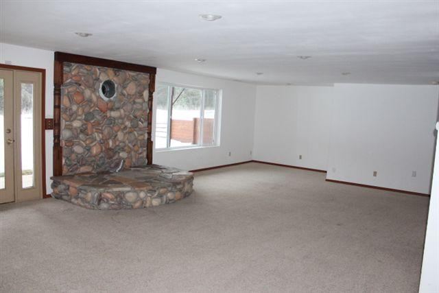 25 W Denison Chattaroy Rd - Photo 10