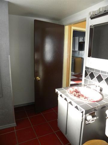 1708 E North St - Photo 14