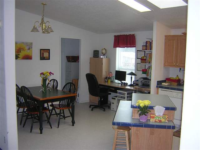 3110 E Chattaroy Rd - Photo 3