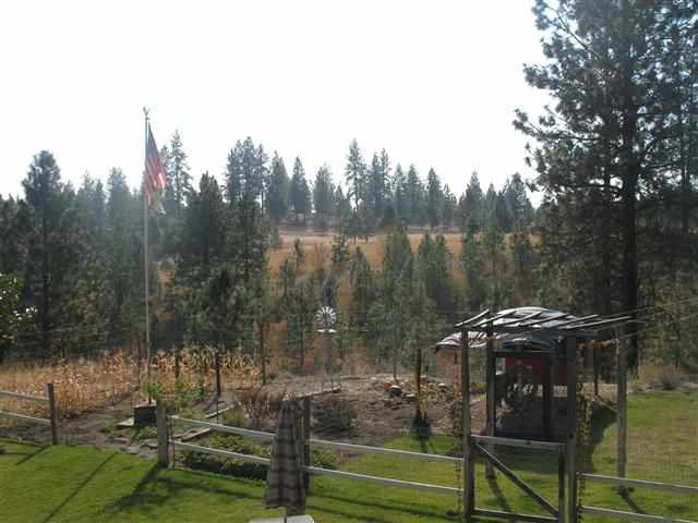 15818 N Hazard Rd - Photo 3