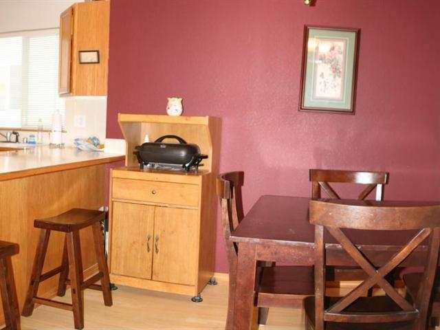 410 S Lucille Ct - Photo 3