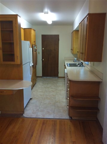 7618 N Laurelhurst Dr - Photo 3