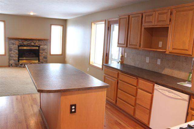 2320 W Strong Rd - Photo 5