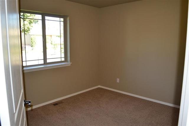 2608 E 33rd Ave - Photo 14